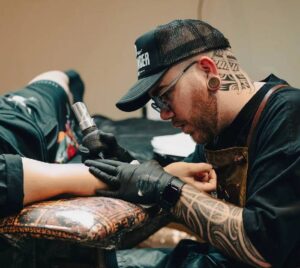 Kiwi Burt Freehand Polynesian Tribal Tattoo Artist Las Vegas| 18b Tattoo